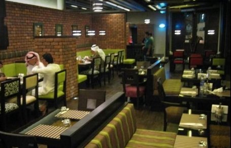 Fay3 مطعم فوركيتا شارع بريدة طريق خريص تقاطع طرق الرياض