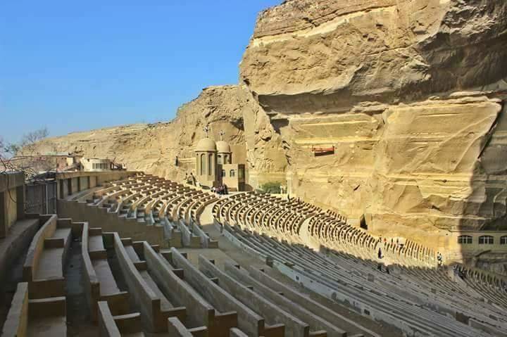 Fay3 كنيسة القديس سمعان الخراز المنحوتة فى جبل المقطم مصر صورة ٤